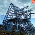 CABAÑA ALPINA CON ESTRUCTURA METALICA